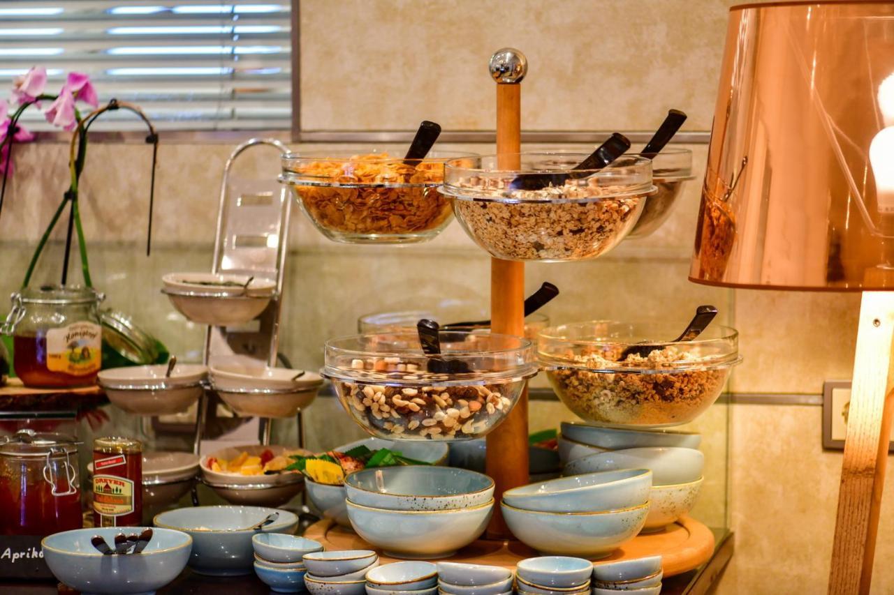 Stadt Hotel 이제를론 외부 사진
